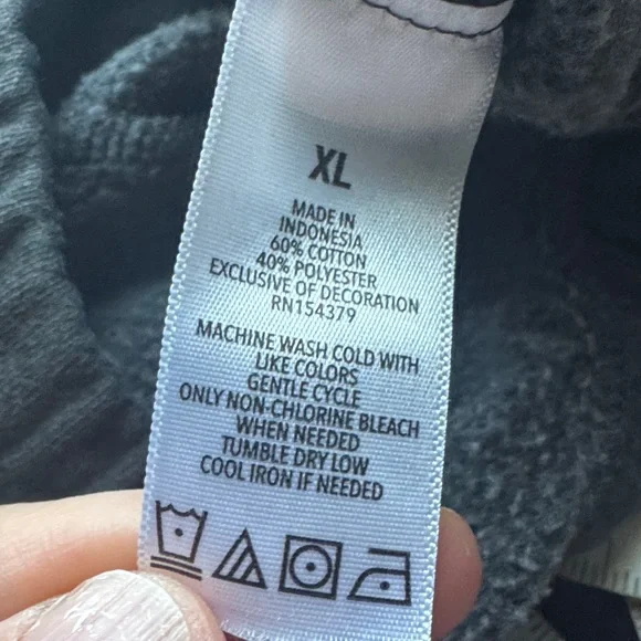 Aeropostale East Coast jogger sweatpants in a dark grey color - Picture 5 of 7